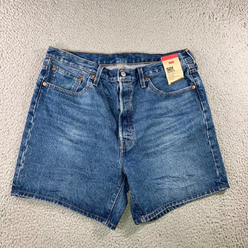 Levi's 501 Shorts Women 34 Blue High Rise Button Fly Jorts Medium Wash Timeless - Picture 1 of 16